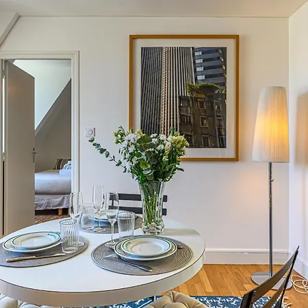 Apartment Au Coeur Des Remparts - Bel Appt Coeur De